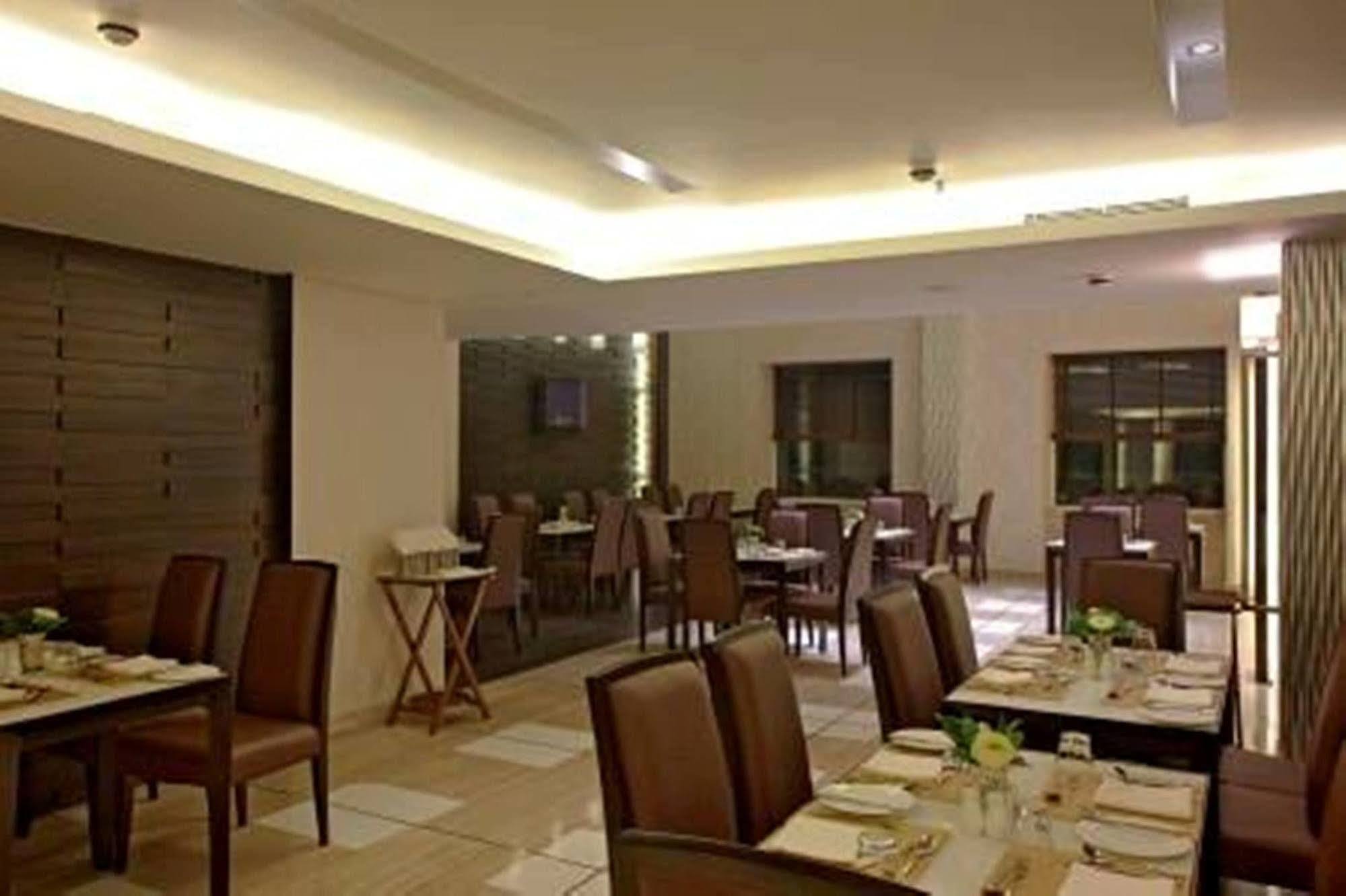 Radisson Hotel Sector 29 Gurugram Gurgaon Exterior foto